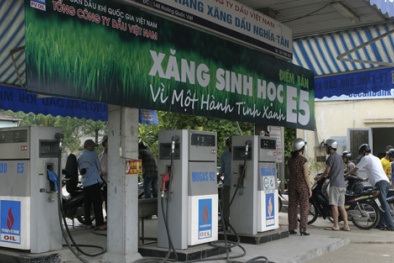 Giá xăng E5 cao ngang với giá xăng RON 92